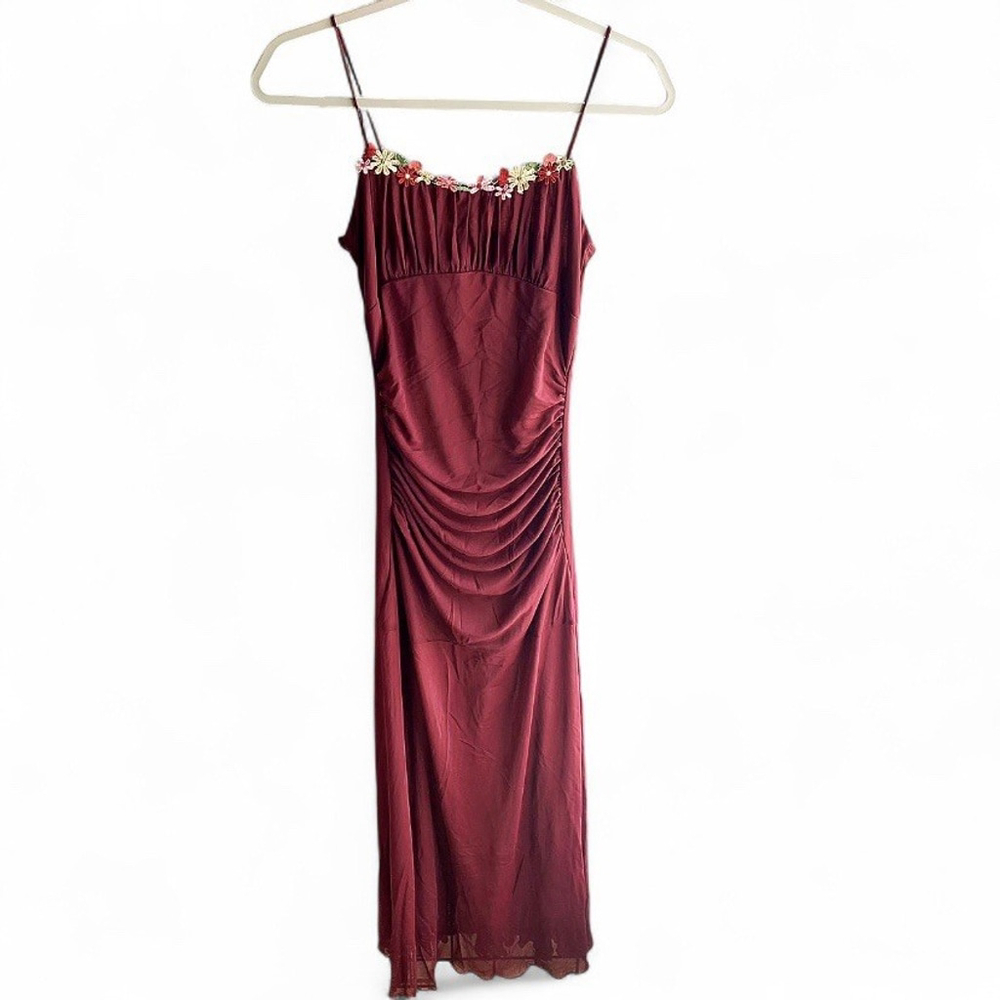 JJ’s House Embroidered Square Spaghetti Straps Sheath Maxi Dress Cabernet Size S - Picture 2 of 5